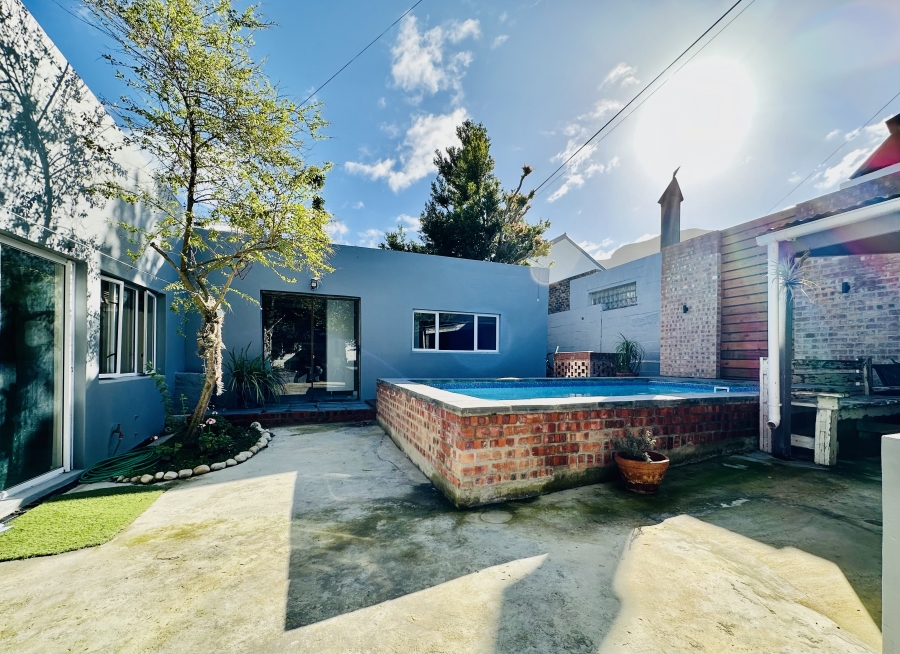 5 Bedroom Property for Sale in Onrus Western Cape